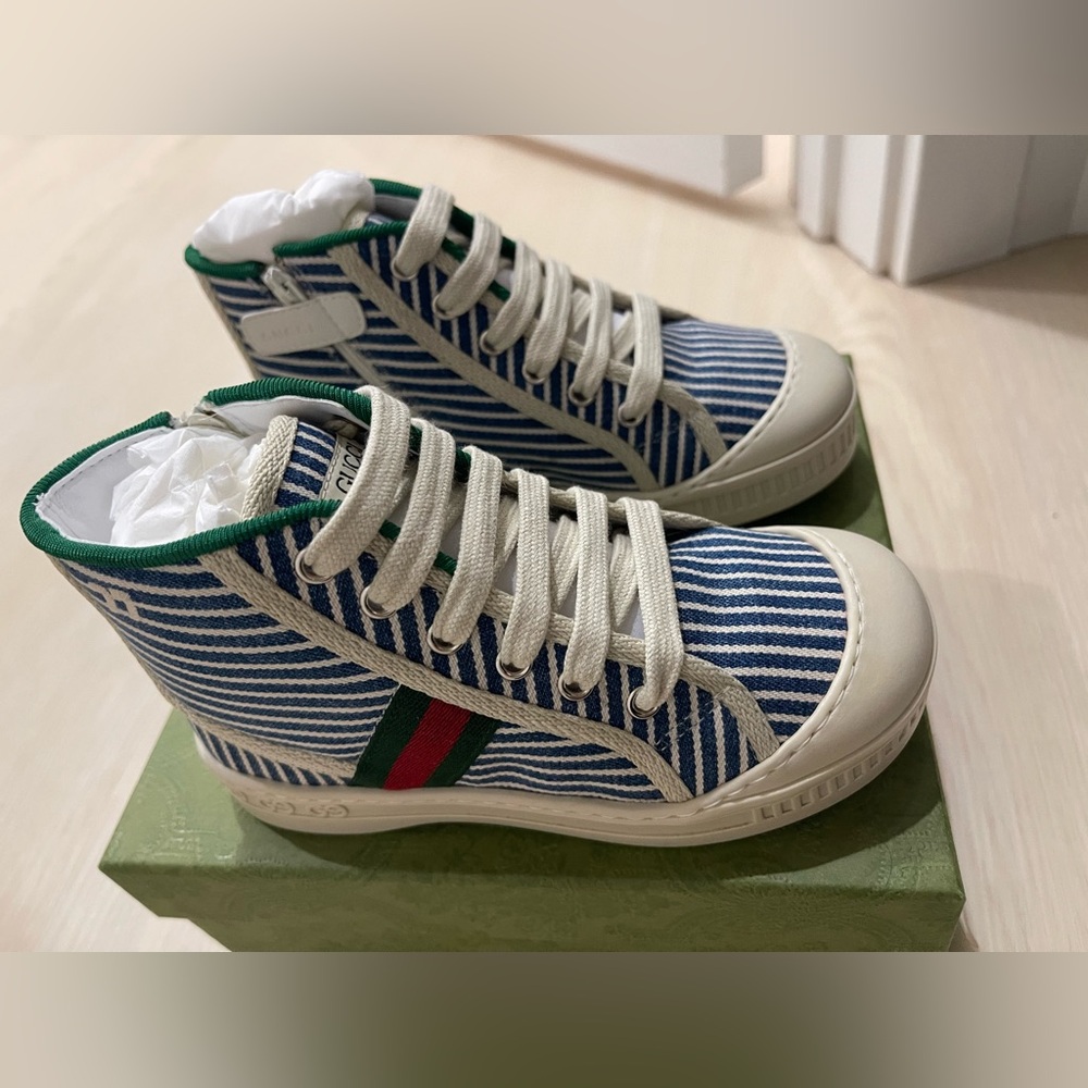 Authentic Gucci kids high top trainer brand new